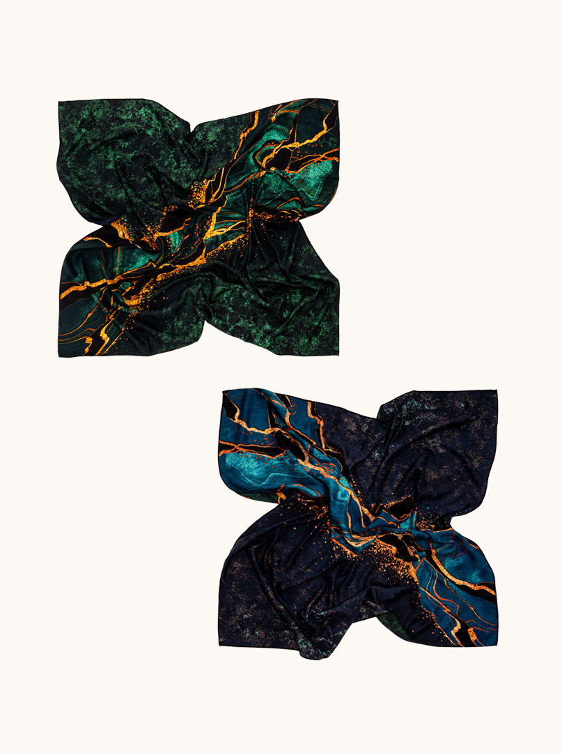 Wool and silk double sided shawl Touch of Luxury 105cm x105cm image 3