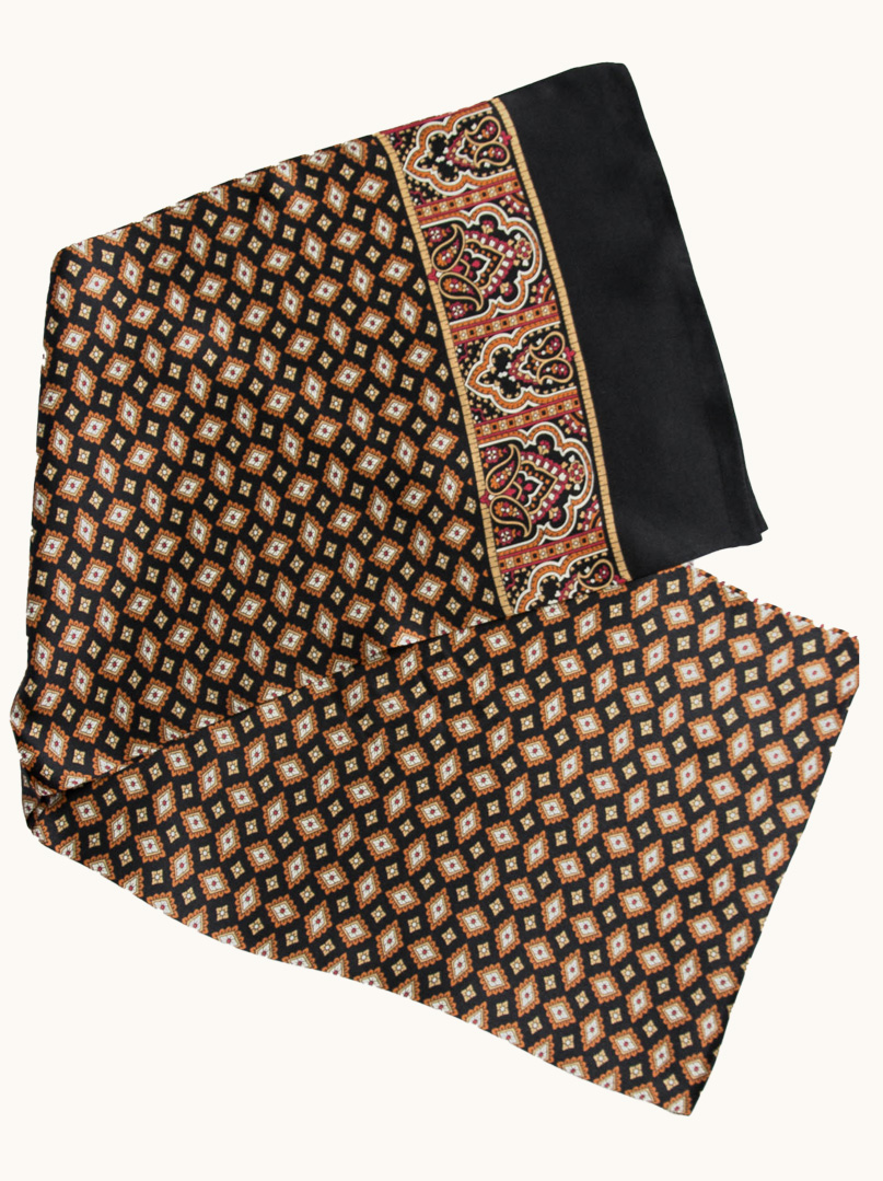 SCARF WITH PATTERN image 4