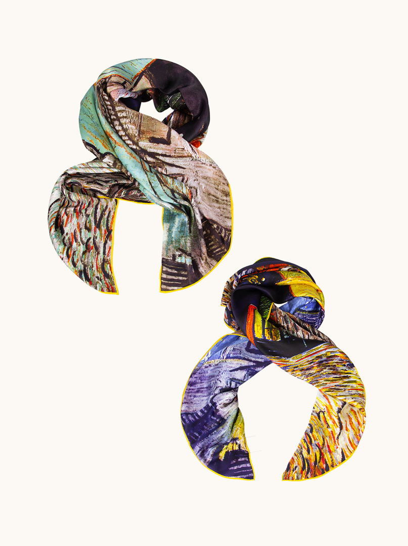 Exclusive double-sided silk scarf with painting motif 110cm x 110cm PREMIUM image 3