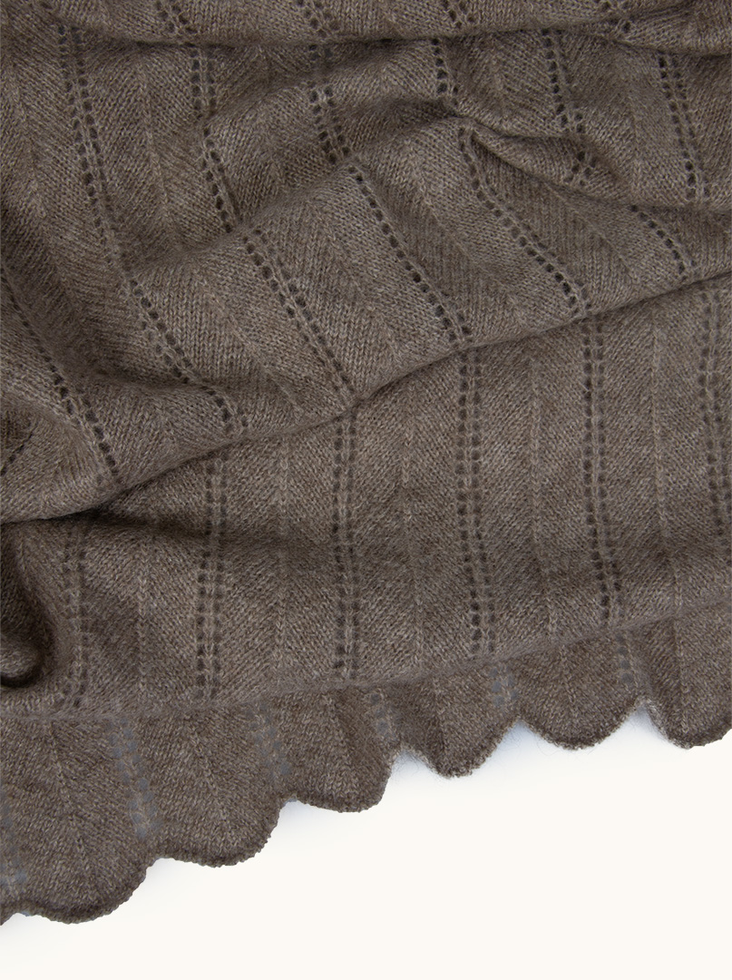 Exclusive mink-colored cashmere shawl 60 cm x 220 cm PREMIUM image 3