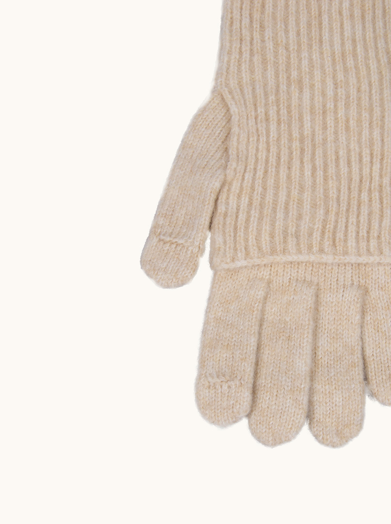 Wool gloves in beige color image 3