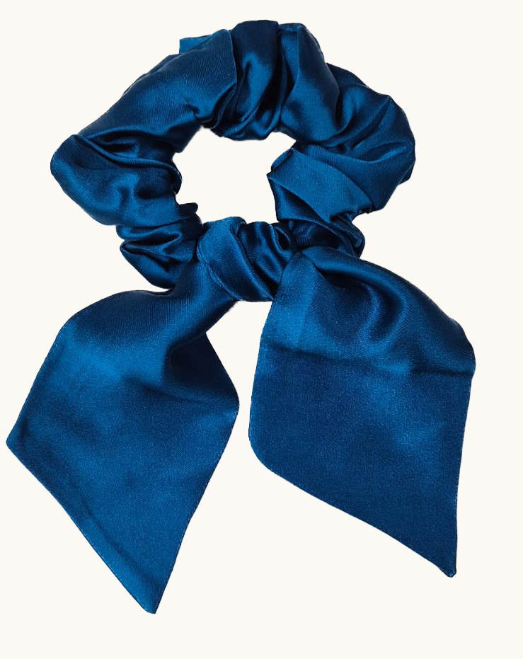 Silk scrunchie image 1