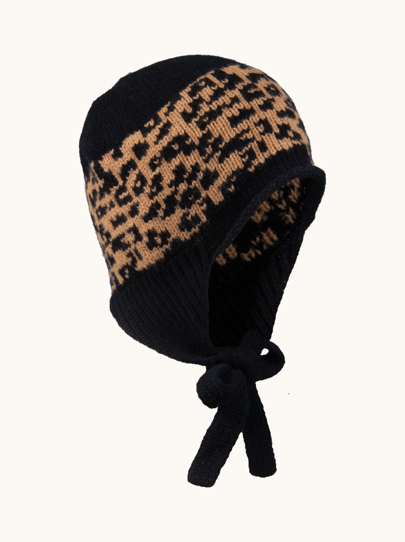 Beanie with binding 100% wool black with animal motif image 4