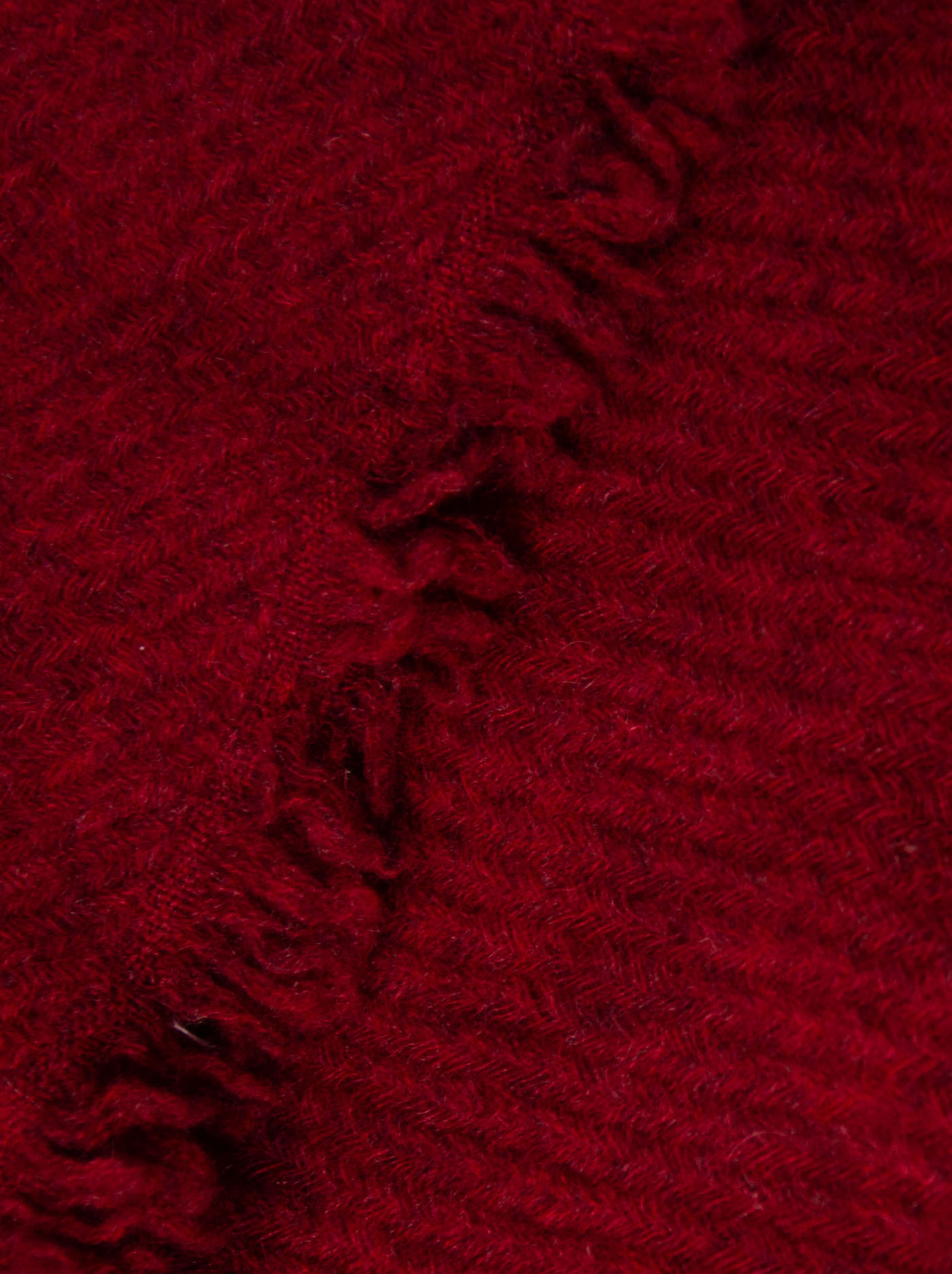 Ecru cashmere scarf with contrasting trim - luxurious lightness and minimalism PREMIUM image 3