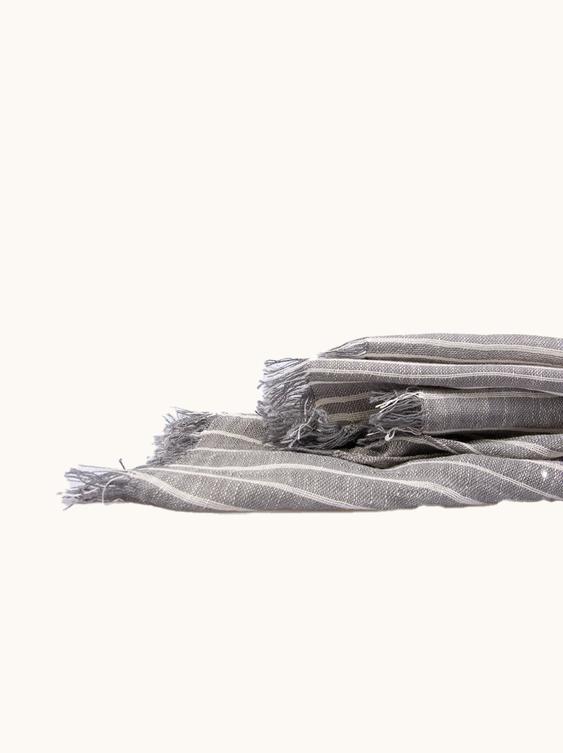 SCARF WITH PATTERN image 4