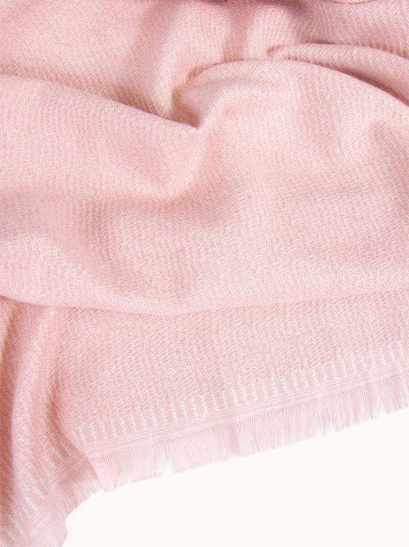 Softly textured scarf in pink 65 cm x 190 cm image 3