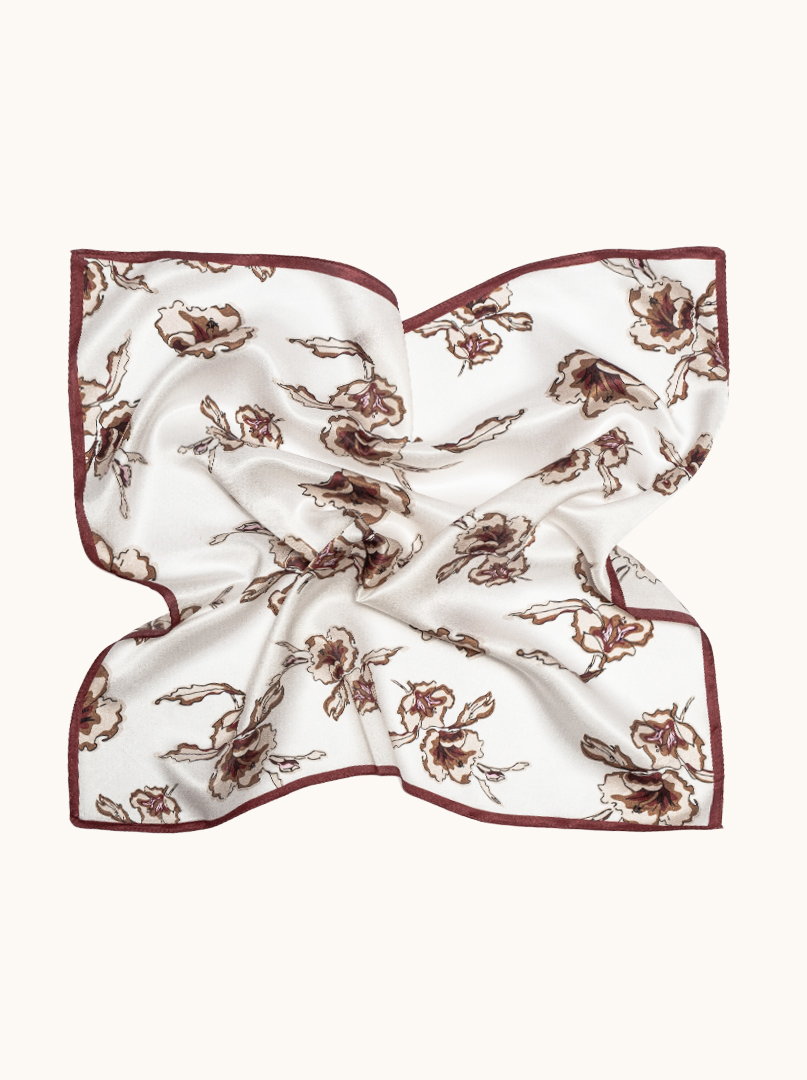Small women's silk scarf with herringbone pattern, 53 cm x 53 cm image 3