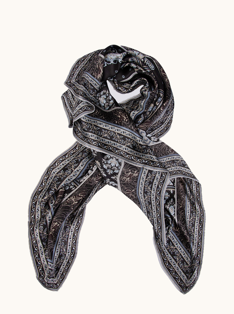 Silk scarf XXL image 2