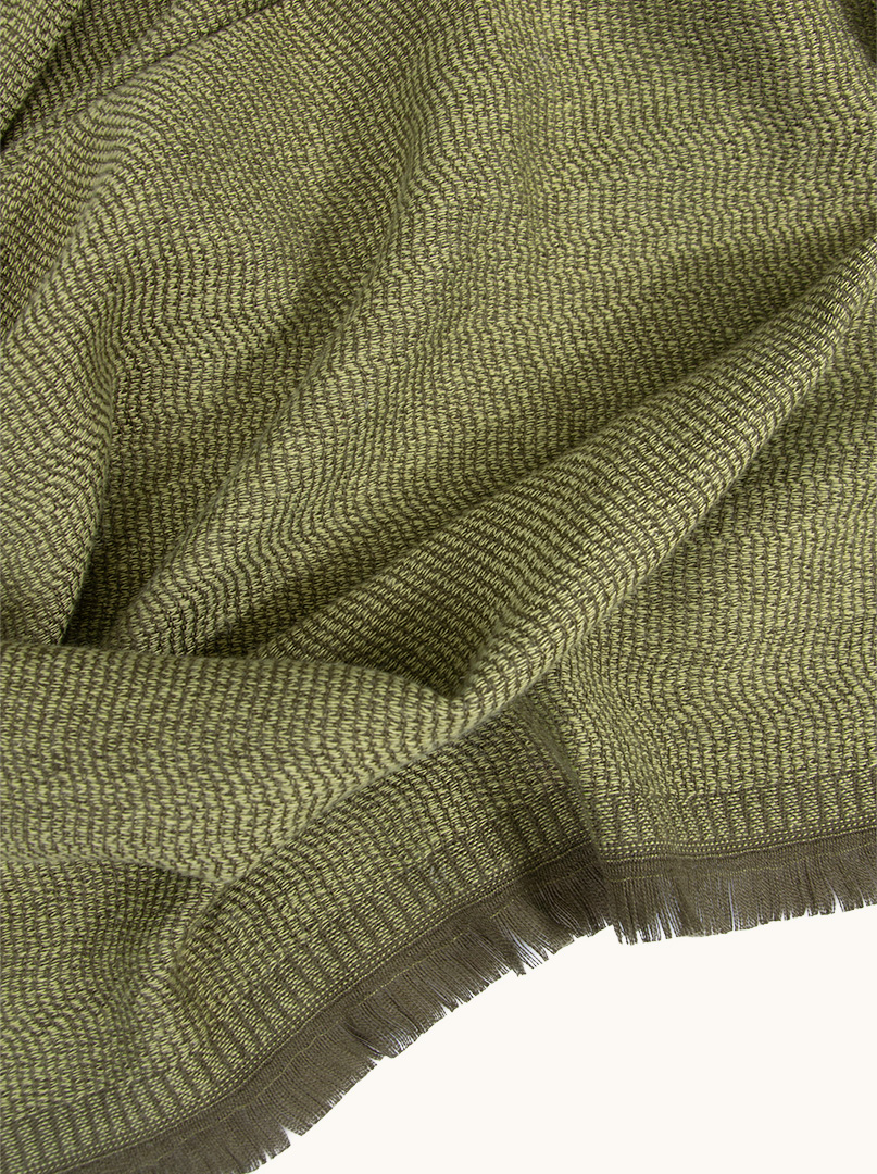 Softly textured shawl in extinguished green 65 cm x 190 cm image 3