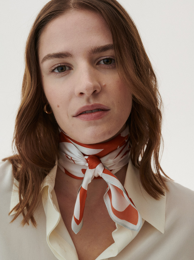 Silk scarf with white flower motif  70 cm x 70 cm image 2