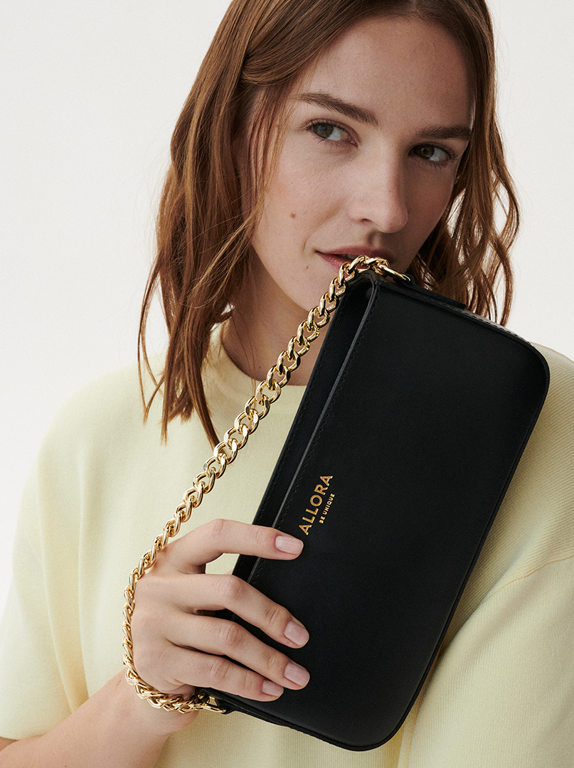 Allora chain mailbag in PREMIUM natural leather image 2