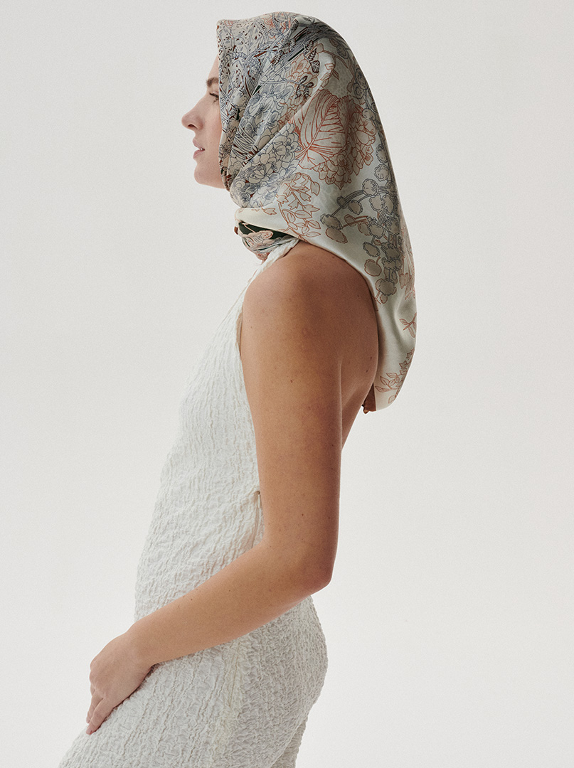 Silk scarf botanical tale 110 cm x 110 cm image 3