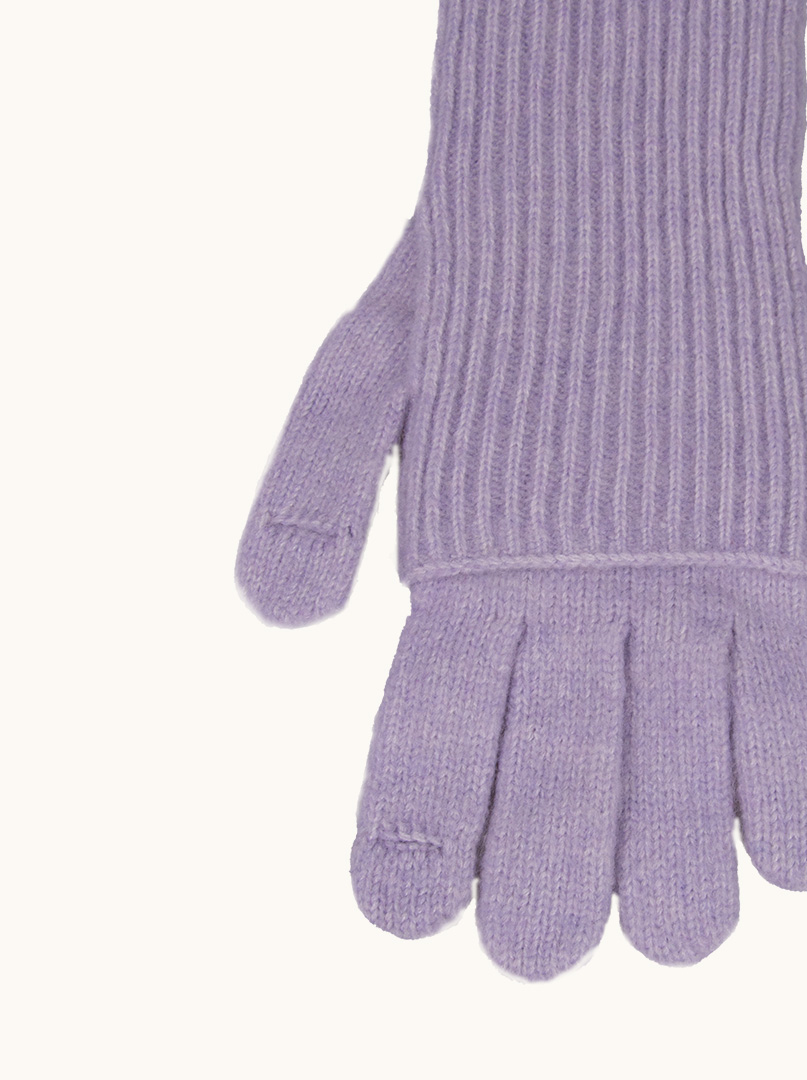 Wool gloves in purple color image 3