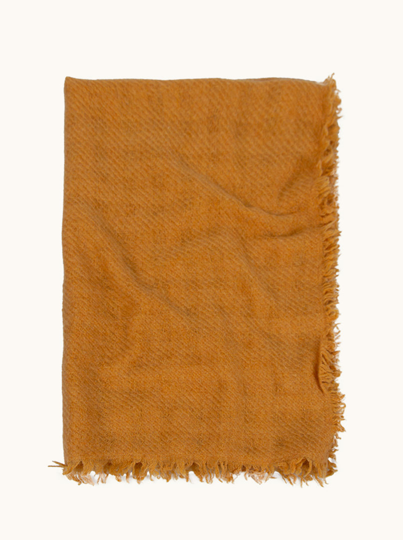 Ecru cashmere scarf with contrasting trim - luxurious lightness and minimalism PREMIUM image 2