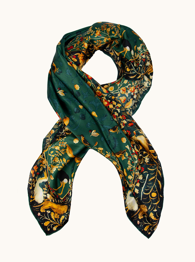 Green sling with animal motif 110 CM X 110 CM image 3
