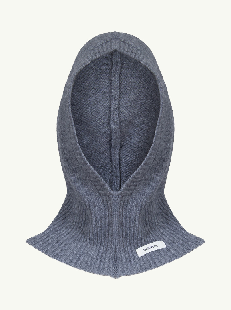 Fitted hood in wool gray image 3