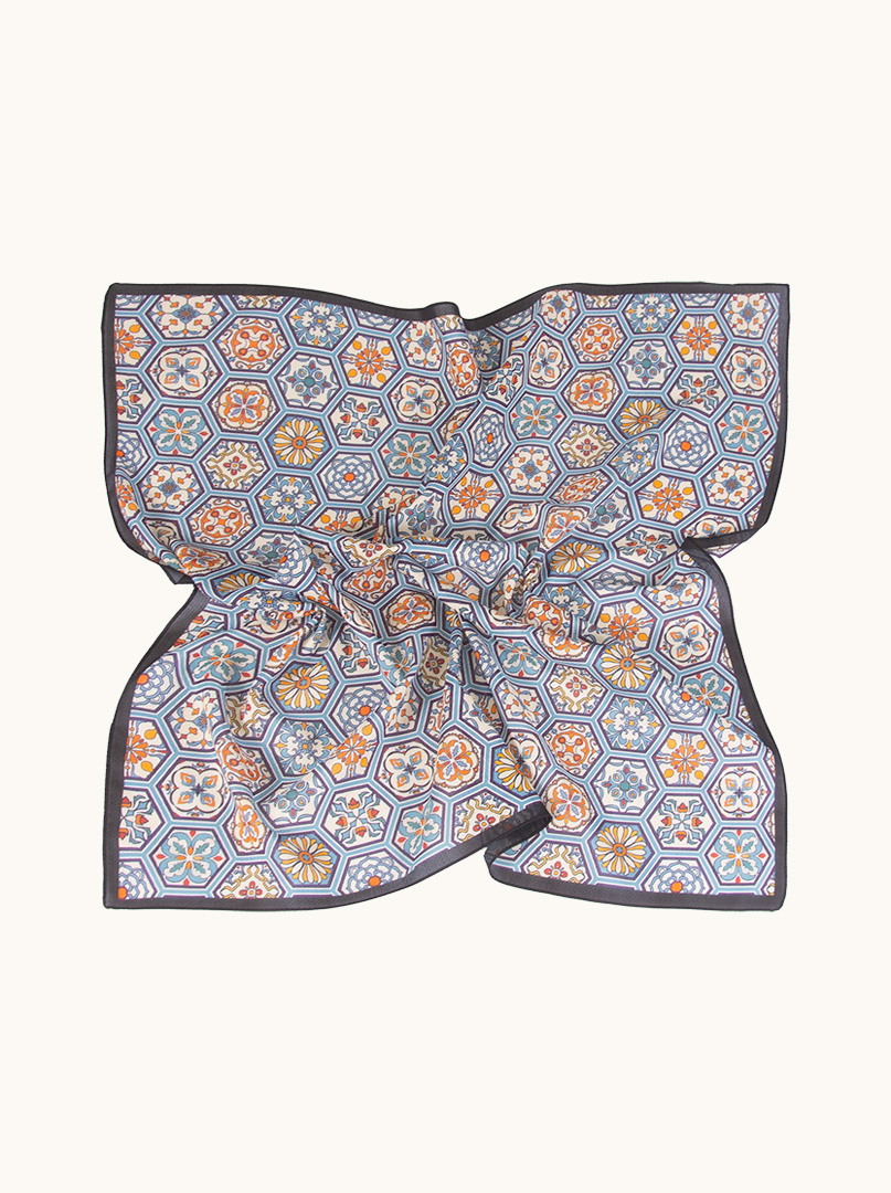 Mulberry silk scarf with cotton in mosaic 65cm x 65cm image 3