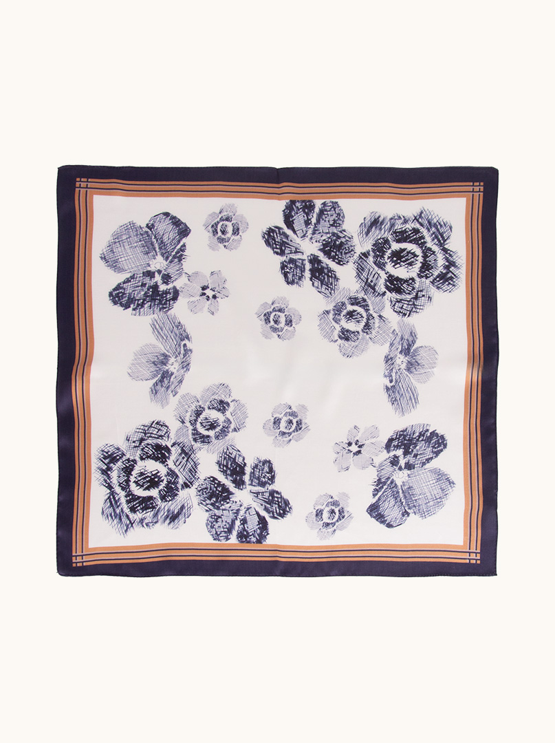 Small floral silk gavroche scarf 53x53 cm image 3