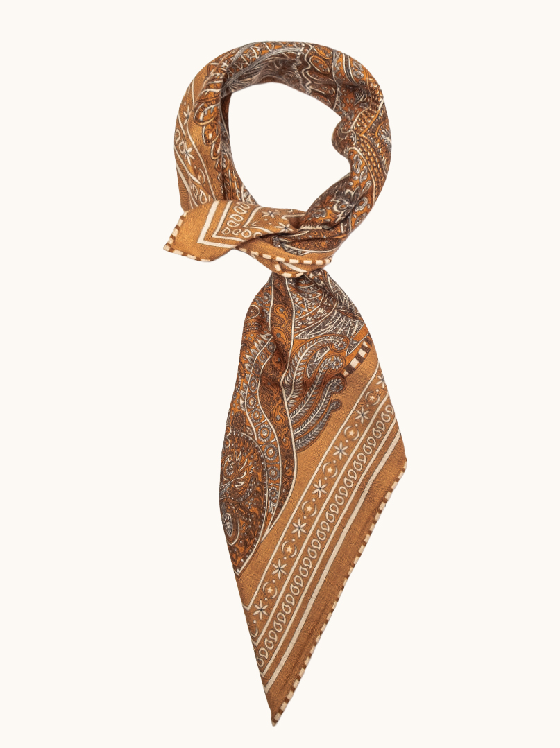 Beige wool-silk scarf with paisley motif 65x65 cm image 1