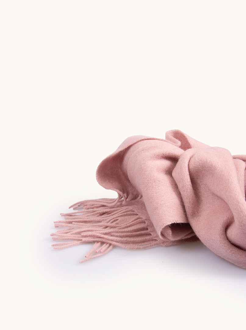 Pink scarf with tassels 70 cm x 180 cm 100% wool image 4