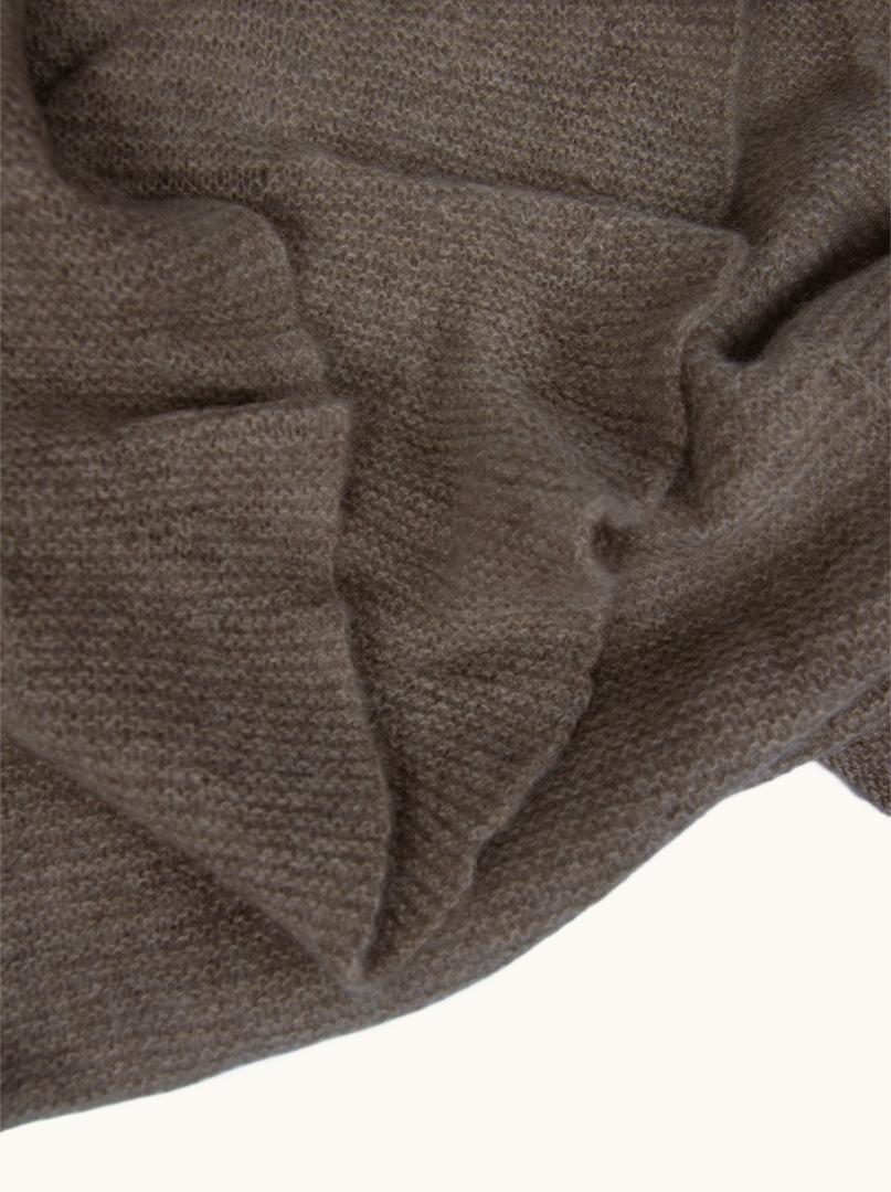 Exclusive cashmere brown with frill 50 cm x 220 cm PREMIUM image 3