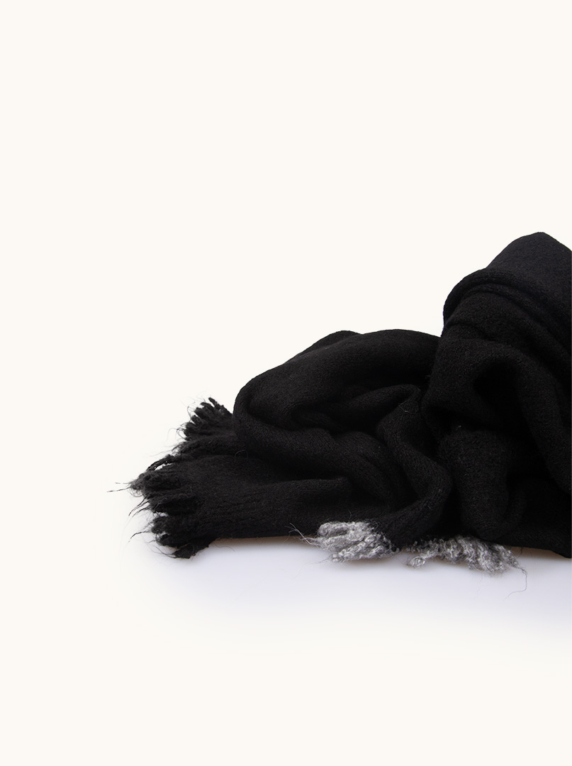 Black scarf with short tassels 55 cm x 200 cm image 2