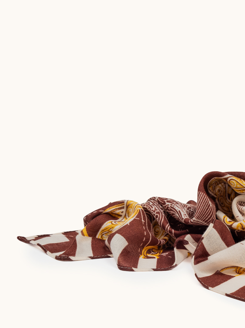 Lightweight brown scarf with chain motif, 100% viscose, 70x180 cm image 4