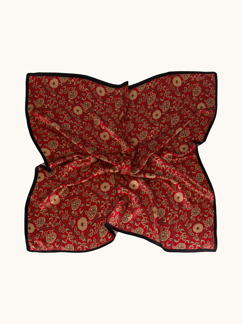 Red silk scarf with floral motif 88 cm x 88 cm PREMIUM image 2