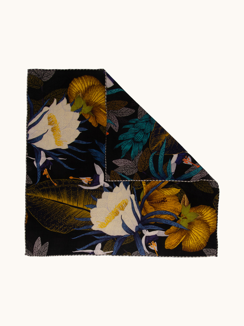 Two-sided scarf wool with silk on black background with floral motif 65 cm x 65 cm image 3