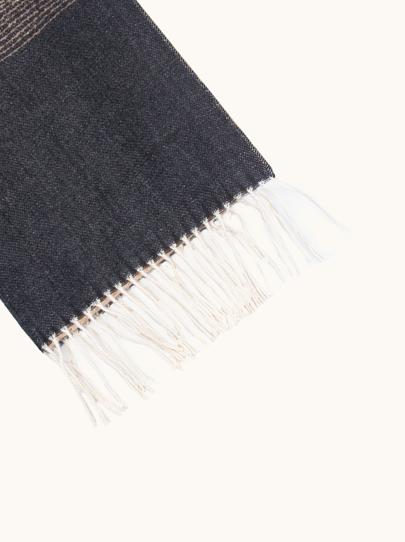 Beige scarf with pepita pattern 70 cm x 200 cm 100% wool image 3