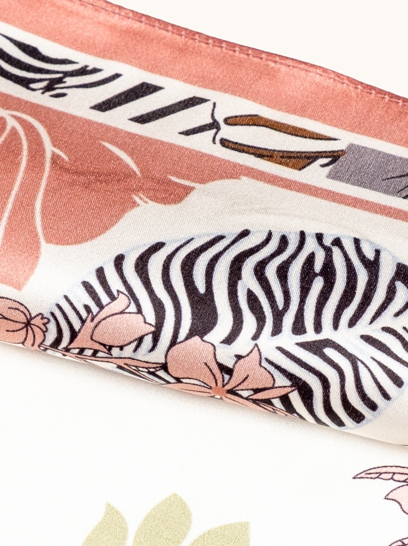 Small exotic silk scarf 53cm x53cm image 4