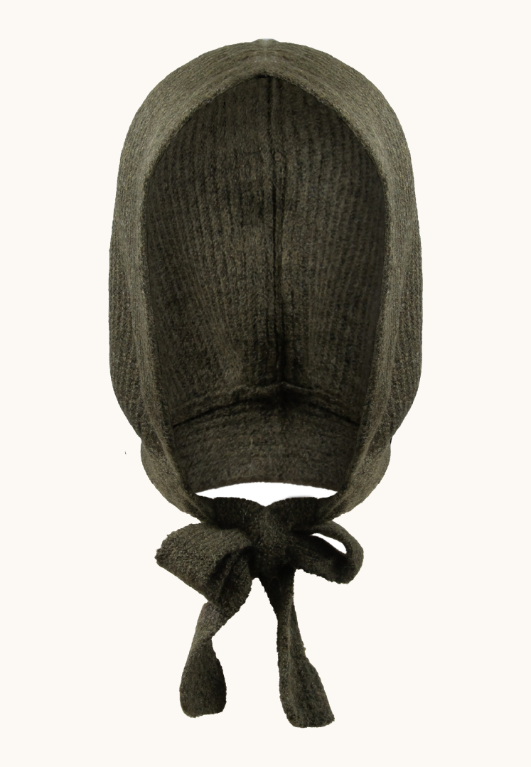 Beanie with binding 100% wool black with animal motif image 1