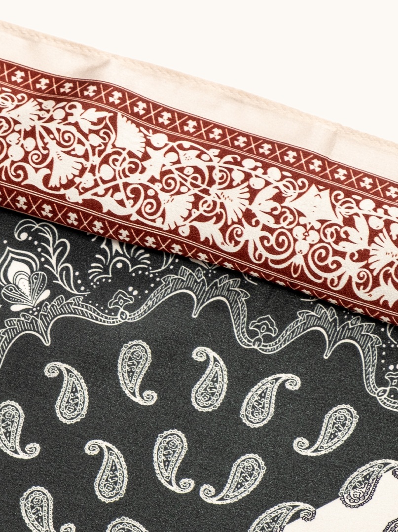 Small women's silk scarf with herringbone pattern, 53 cm x 53 cm image 4