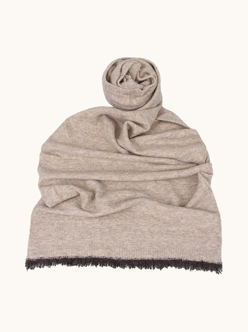 Beige scarf with short tassels 55 cm x 200 cm image 3