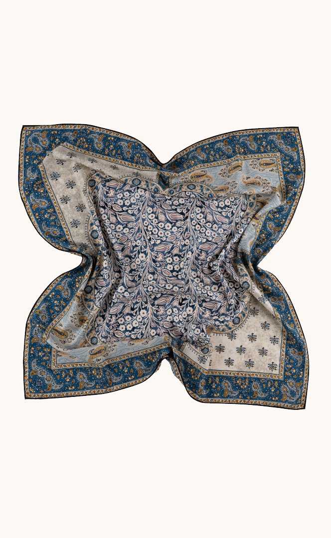 Large wool-silk scarf with floral and paisley motif 90x90 cm image 3