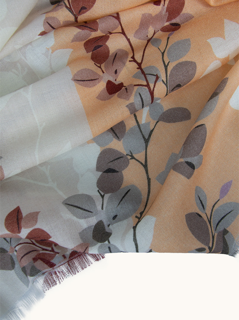 Scarf 100% wool with nature motif 95 cm x 210 cm PREMIUM image 4