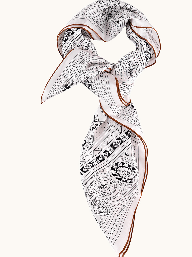 Large double-sided silk scarf with paisley pattern 90x90 cm image 3