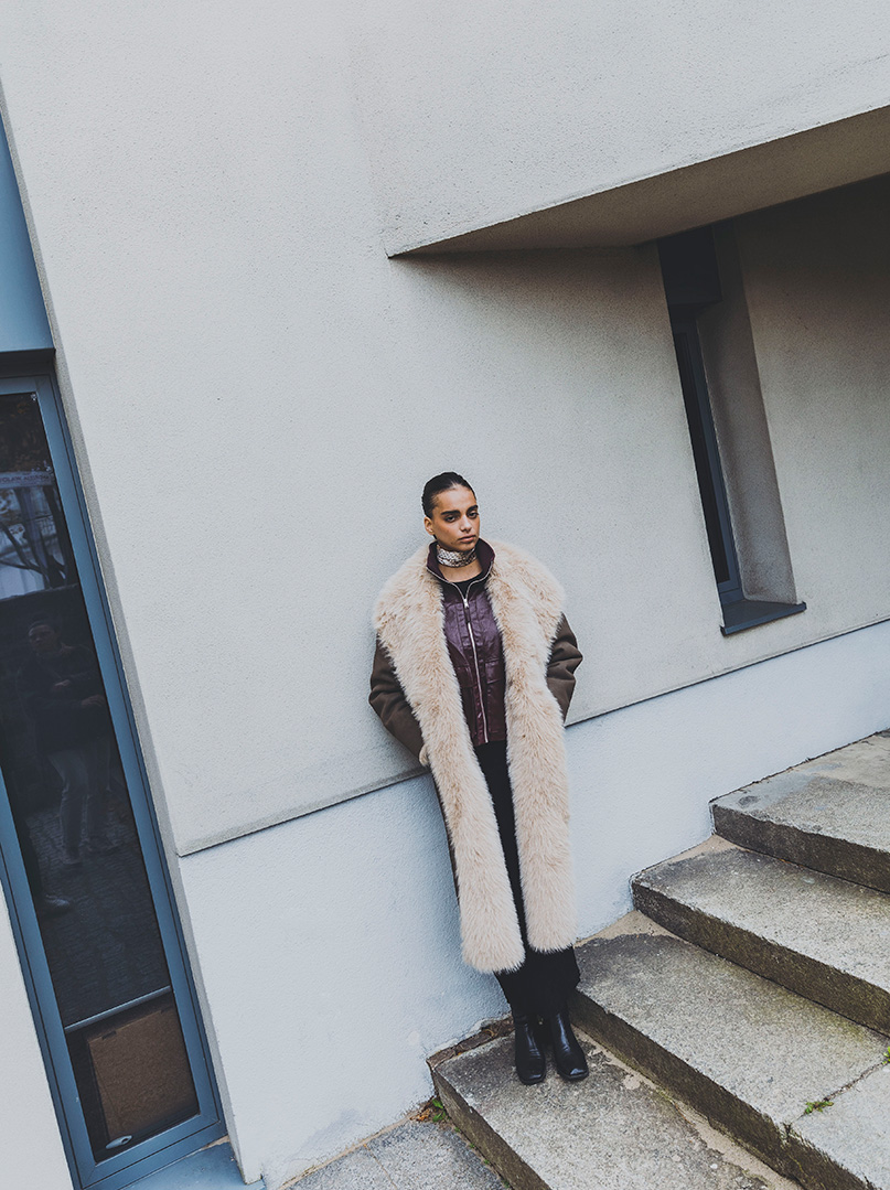 Small silk scarf CREMONA 53x53 cm PREMIUM image 1