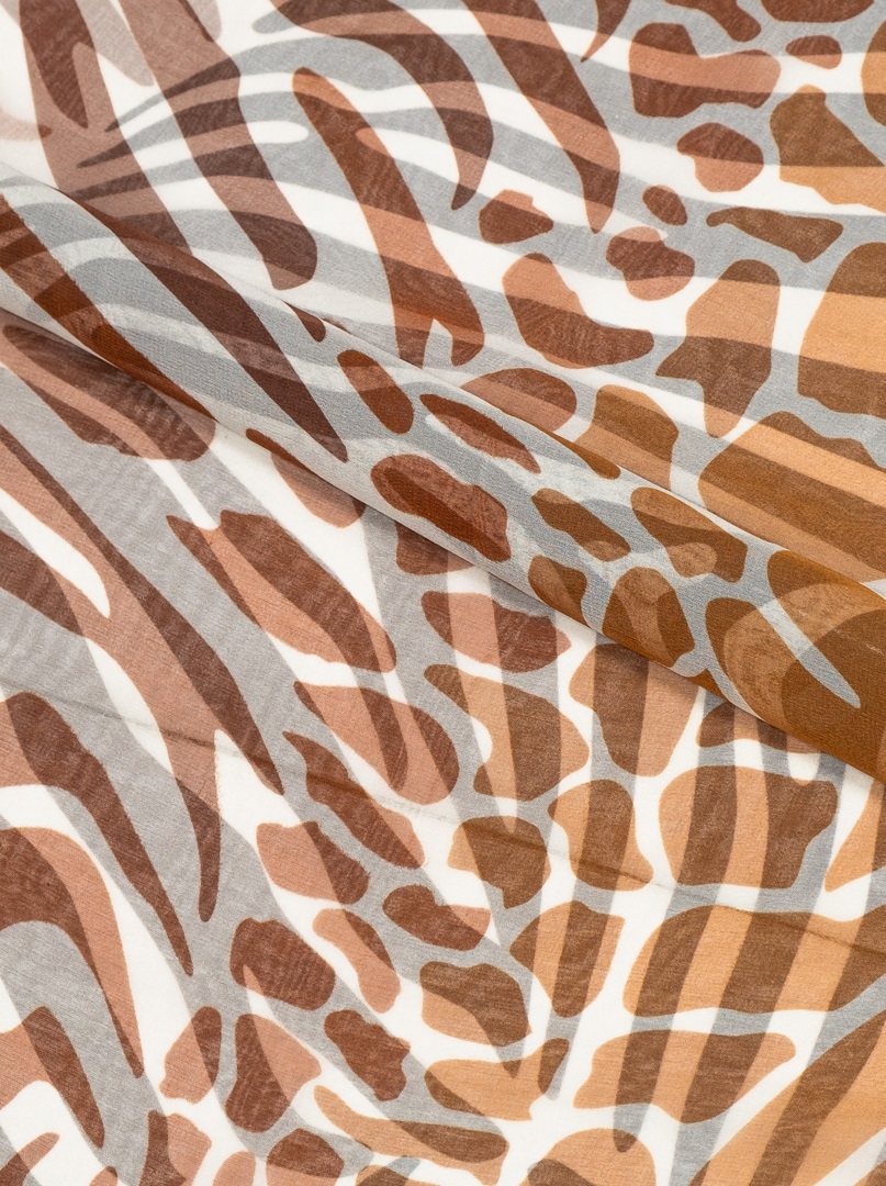  Large mulberry silk scarf in animal pattern 108 cm x108 cm image 4