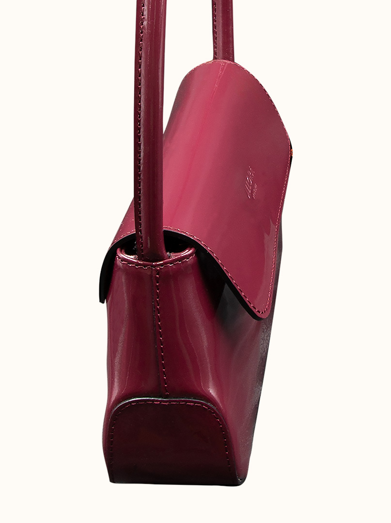 Lunaria burgundy patent leather handbag - elegant baguette in retro glamour style image 4