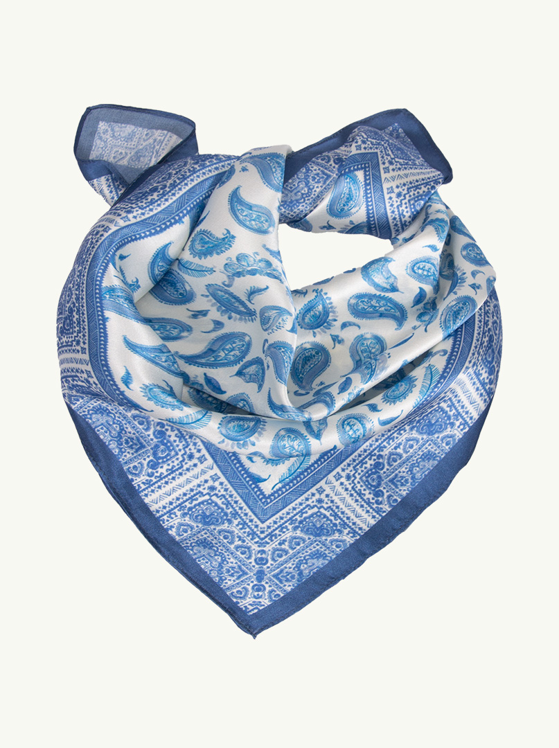 Blue silk gavroshka with paisley motif 53 cm x 53 cm image 3