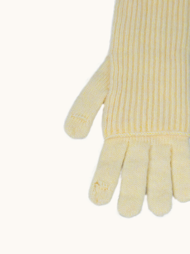 Wool gloves in yellow color image 3