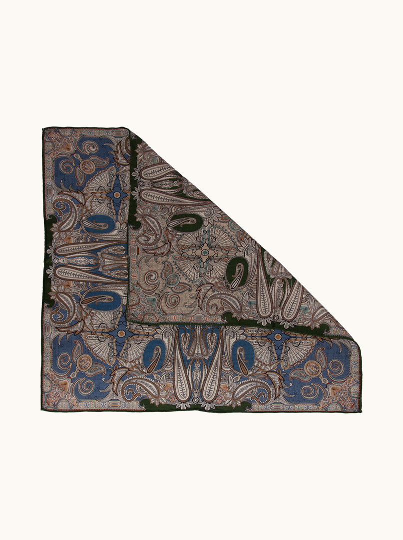 Double-sided wool-silk scarf in paisleye 65 cm x 65 cm PREMIUM image 3