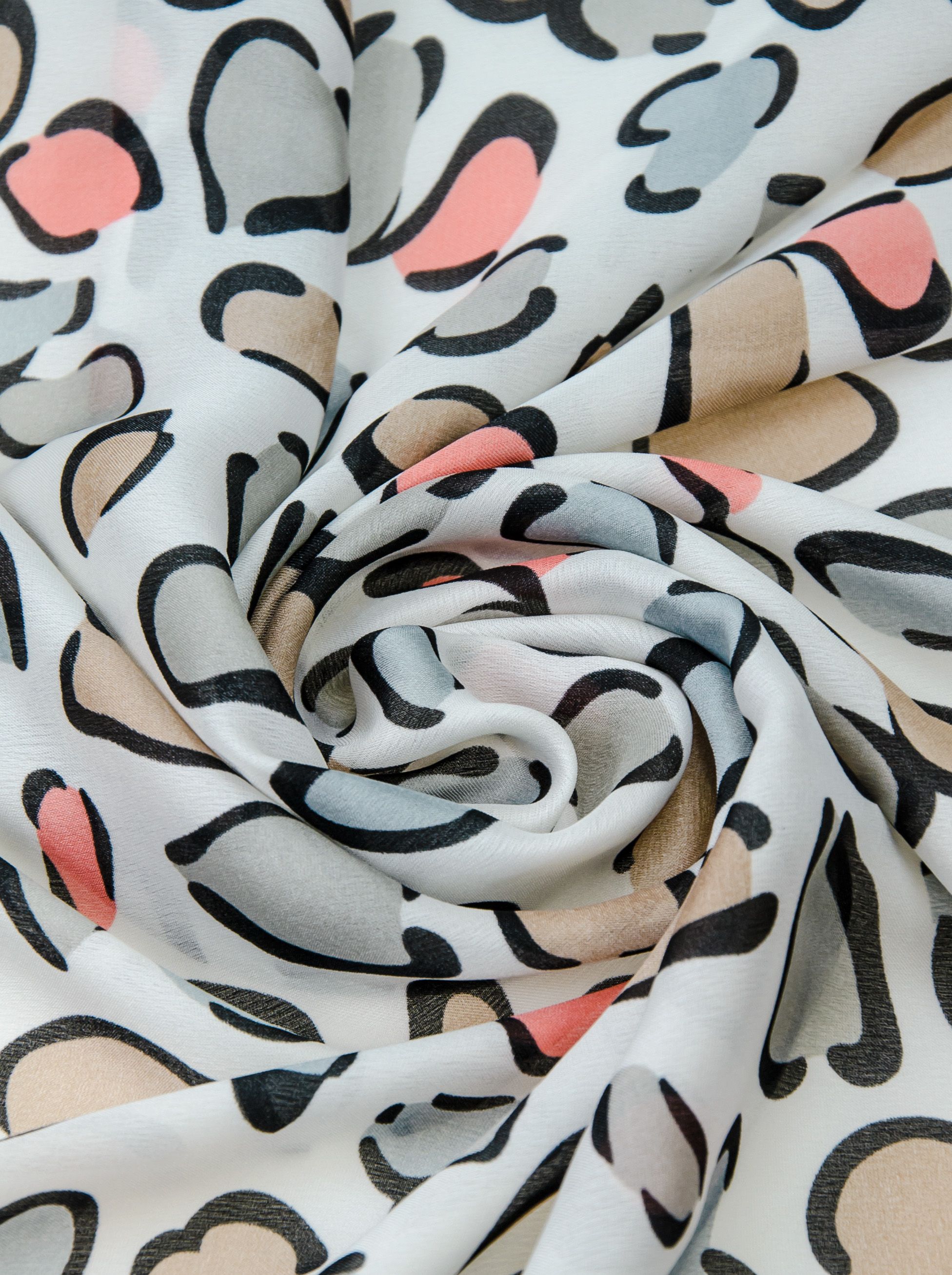 Scarf with animal pattern - Allora image 3