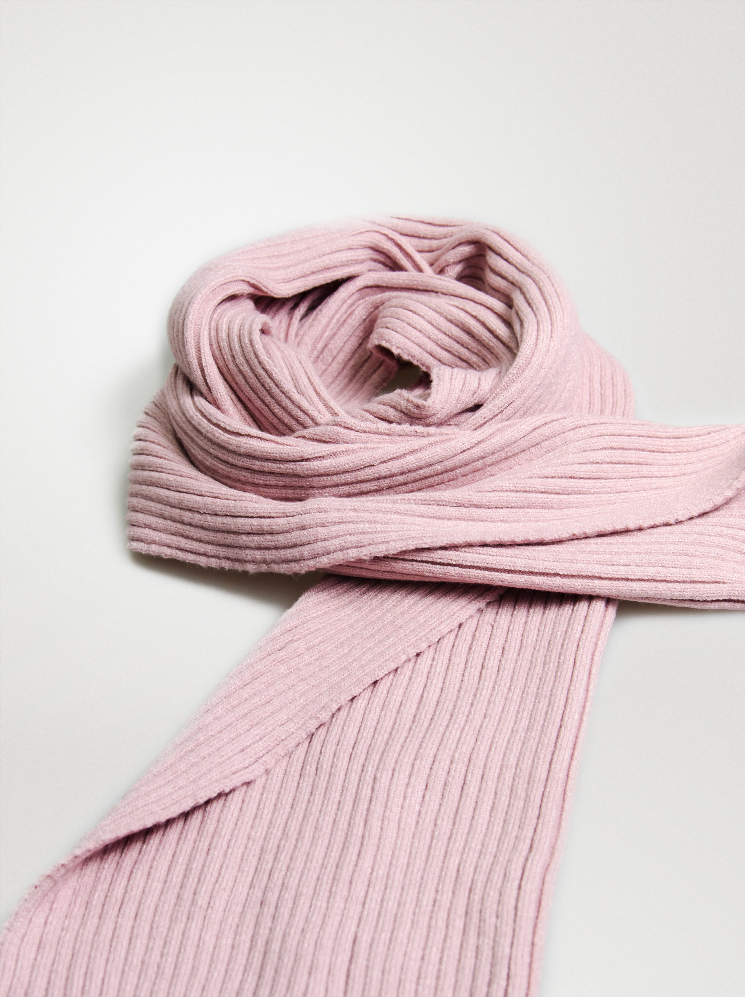 Pink scarf - Allora image 2
