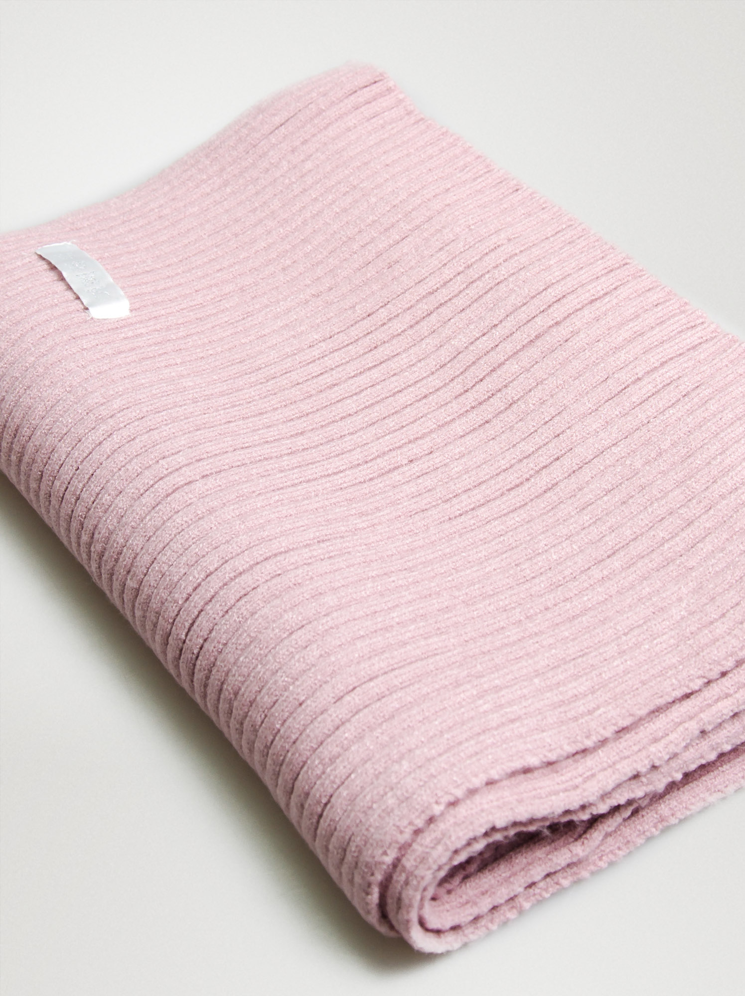 Pink scarf - Allora image 3