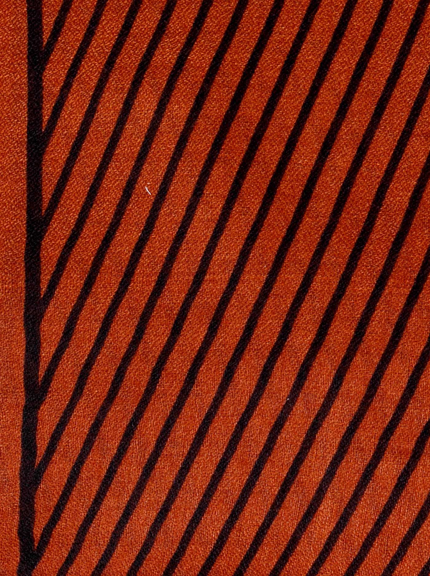 Scarf with pattern image 3