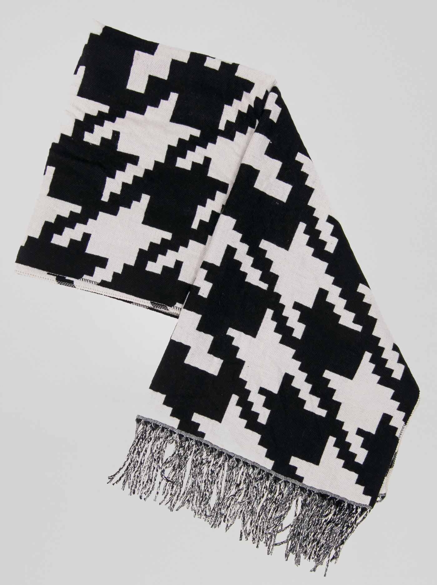 Large scarf image 2