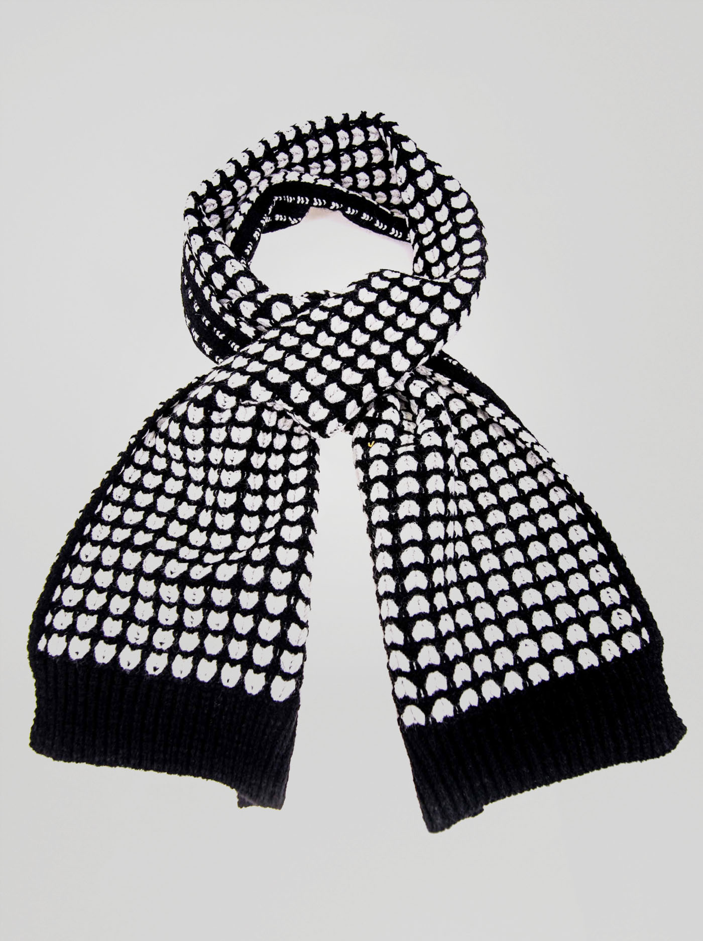 Scarf image 1