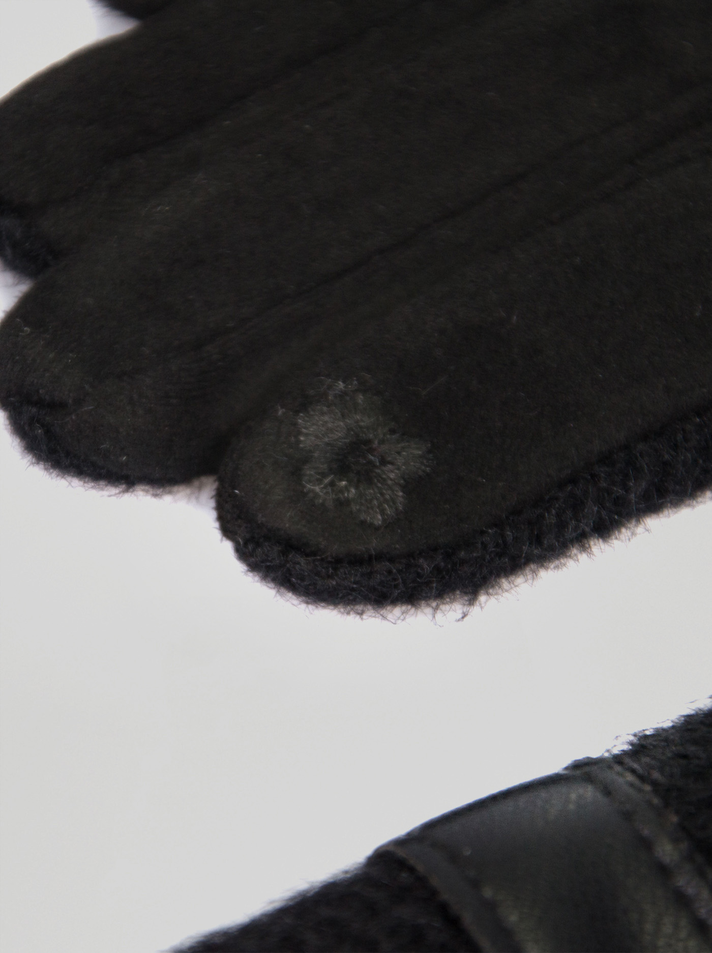 Black gloves image 3